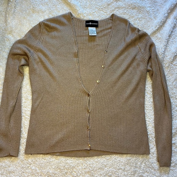 Sag Harbor 1990’s Sweater Set - Picture 7 of 11